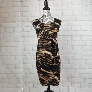 Saint Tropez West size 6 sleeveless dress